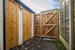 Photo 15- click for photo gallery